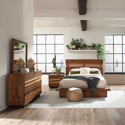 Coaster Winslow Farmhouse Eastern King Bed Model 223250Ke-S4