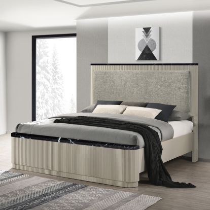 Acme Travonte Queen Bed Model BD04882Q