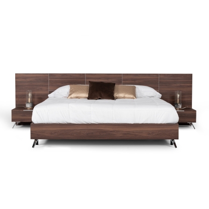 Nova Domus Brooklyn Italian Modern Walnut Bed + Nightstands Set Walnut Bed 82566|82567 VGACBROOKLYN-BED-NS