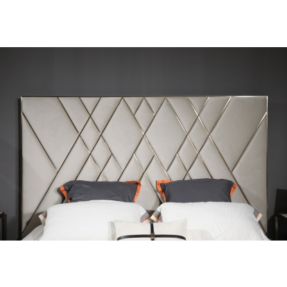 Modrest Eldora Glam Beige Velvet and Brushed Brass Bed Beige Bed 78820|76858|80575 VGVCBD1900-19