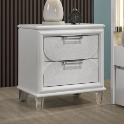 Furniture Of America Lareina Contemporary Engineered Wood, Solid Rubberwood Pearl White Nightstand | FM72081WH-N