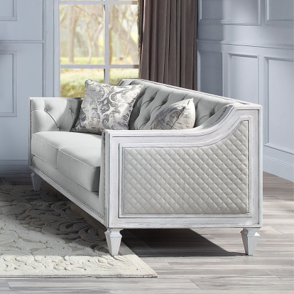 Acme Katia Loveseat with 2 Pillows Model LV01050
